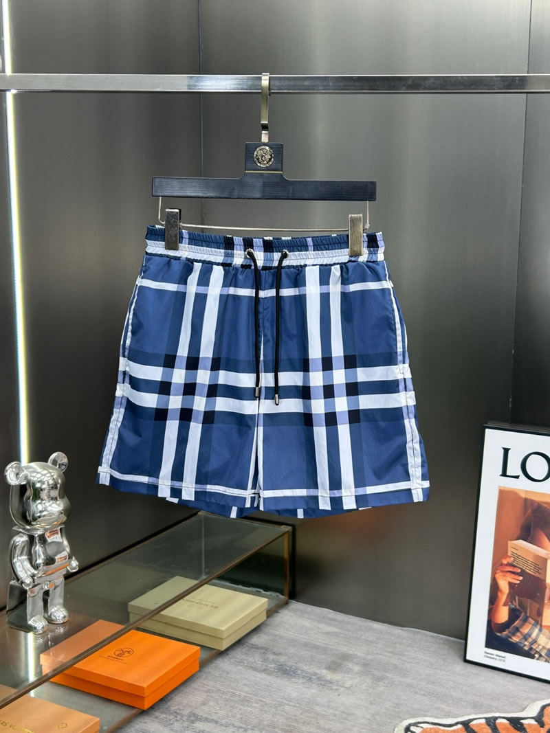 New Model Stripes Fake Burberry Men Beach Shorts